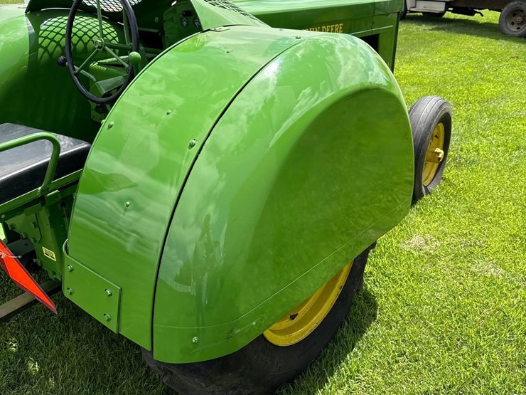 1956-john-deere-60-image-21