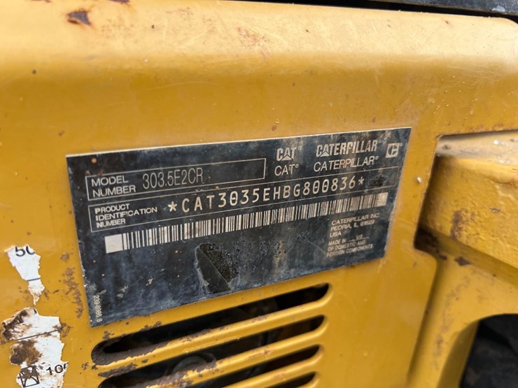 2015-caterpillar-303.5e2-cr-image-28