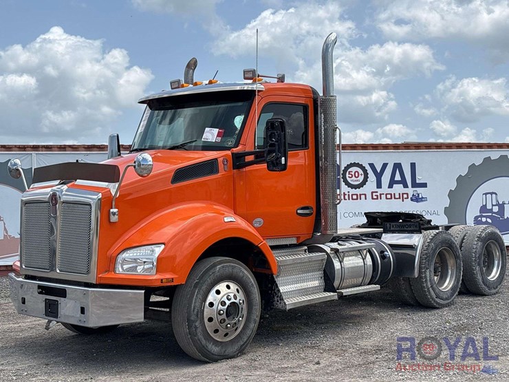 2019-kenworth-t880-image-1