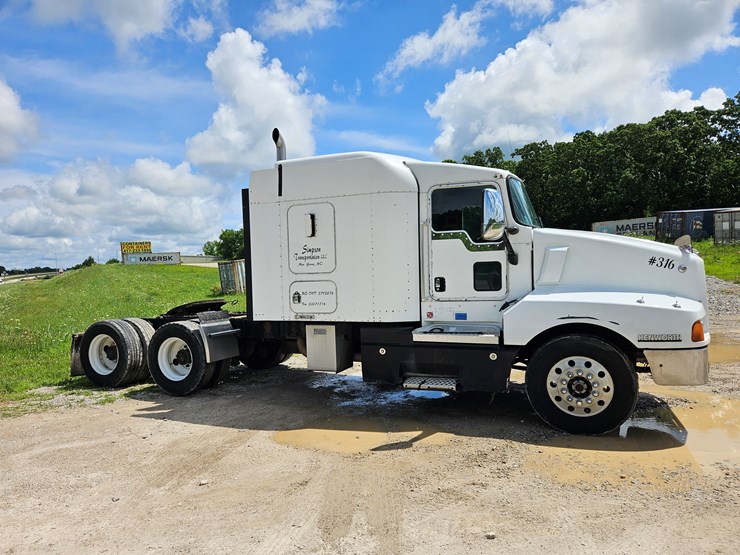 2005-kenworth-t600-image-35