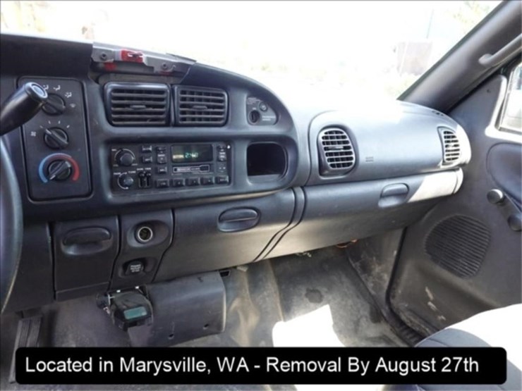 2001-dodge-2500-image-4
