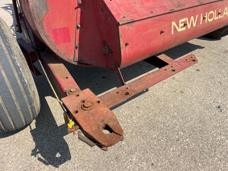 new-holland-890-image-12