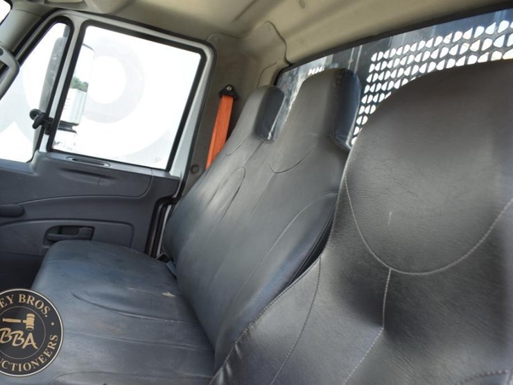 2013-international-durastar-4400-image-50