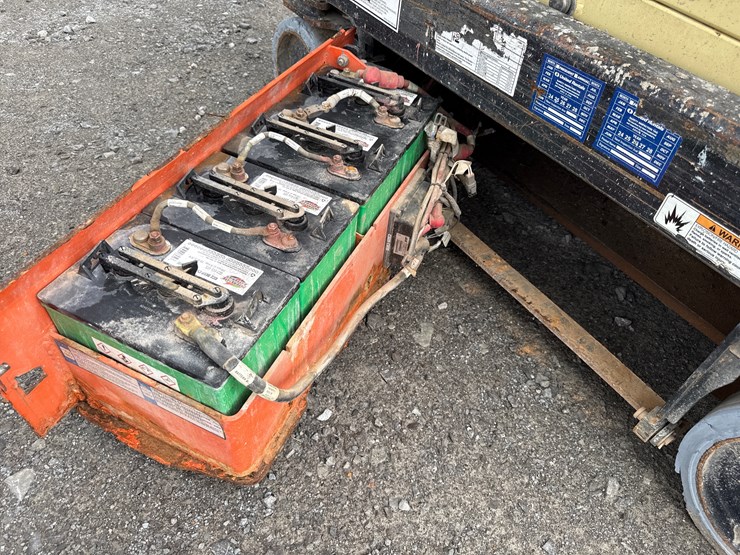 jlg-1932r-image-5