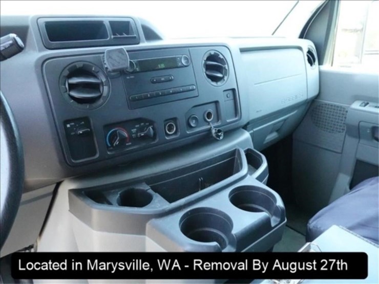 2010-ford-e150-image-5