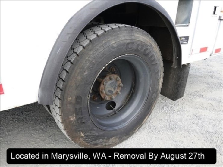 2008-international-durastar-4300-image-2