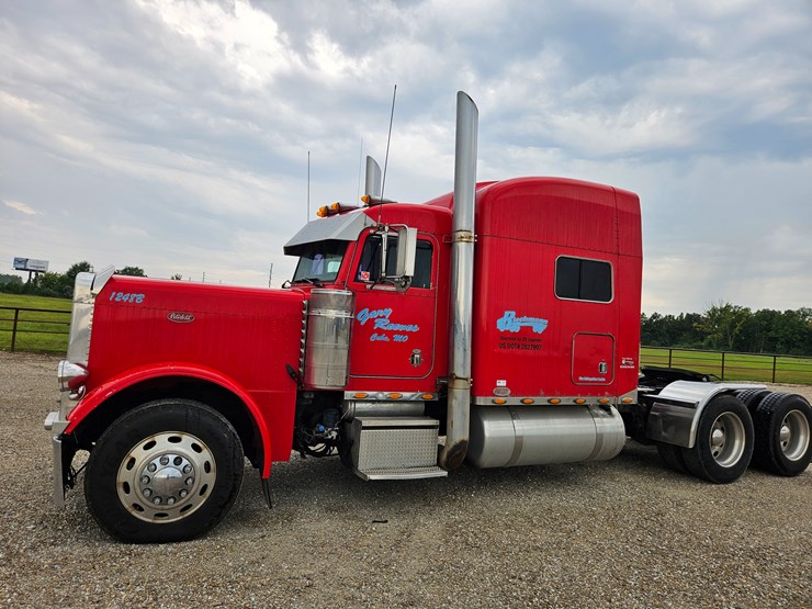 2003-peterbilt-379-image-6