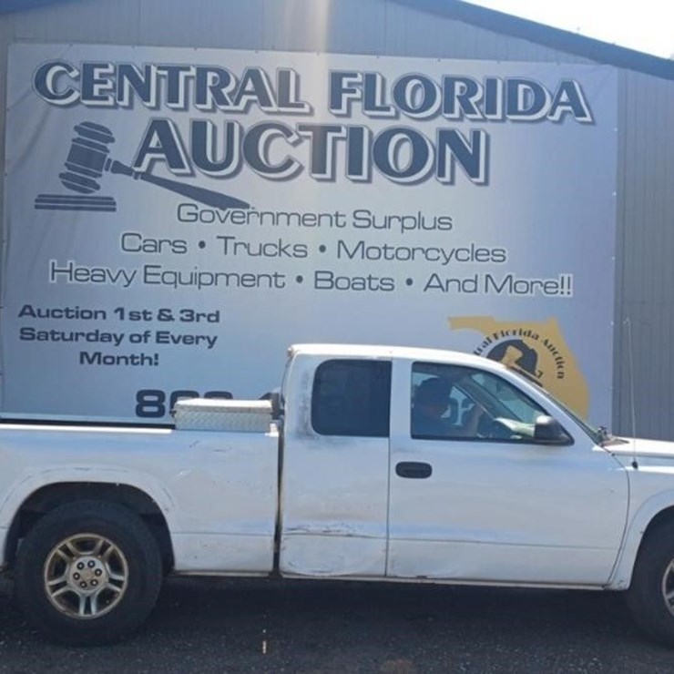 2004 DODGE DAKOTA