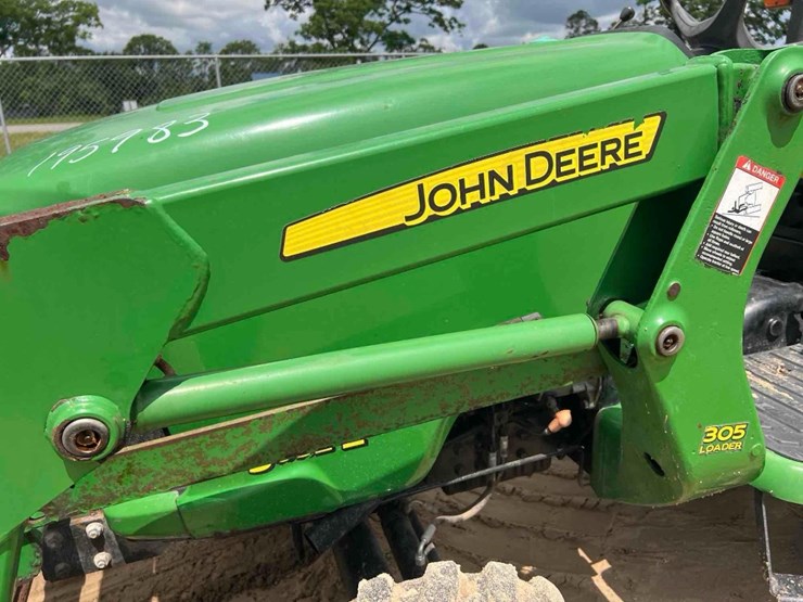 john-deere-3032e-image-13
