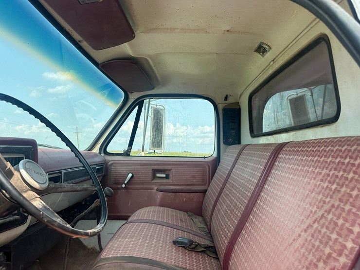 gmc-7000-image-40