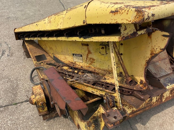 new-holland-890-image-46