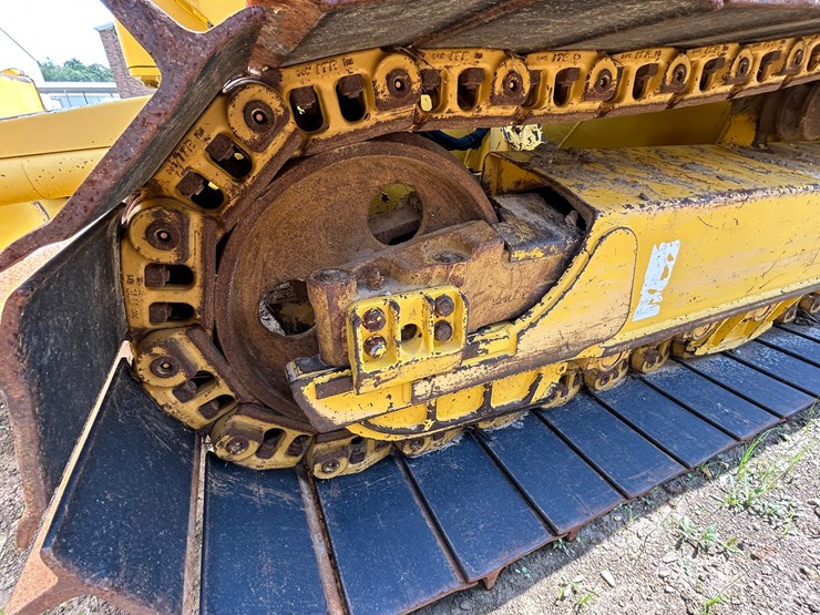 2020-komatsu-d39px-24-image-13