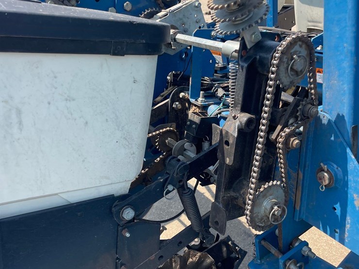 kinze-3200-image-38