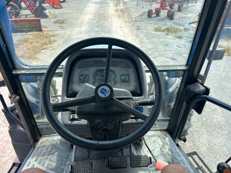new-holland-tl100-image-11