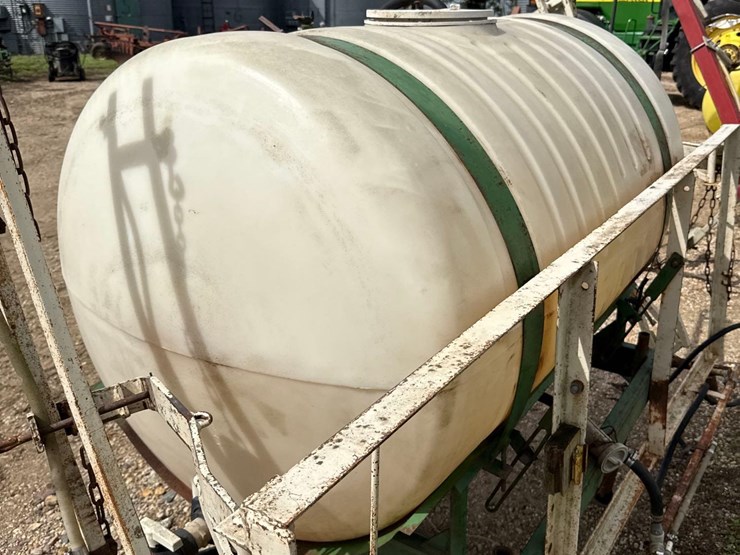 3pt-sprayer-with-booms-image-14