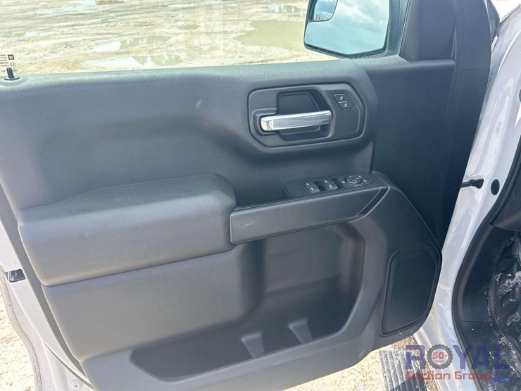 2021-chevrolet-silverado-1500-image-13