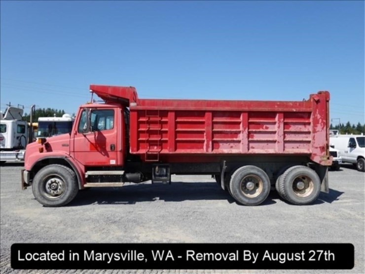 2000-freightliner-fl80-image-4