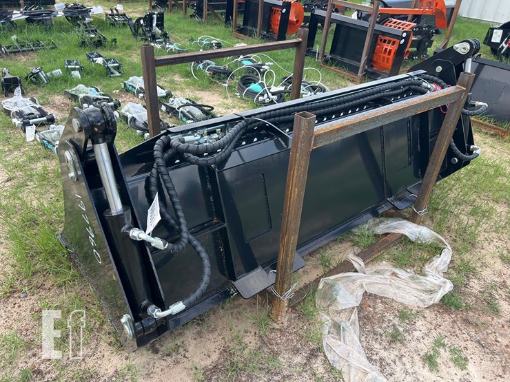 unused-future-skid-steer-4in1-combo-bucket-image-2