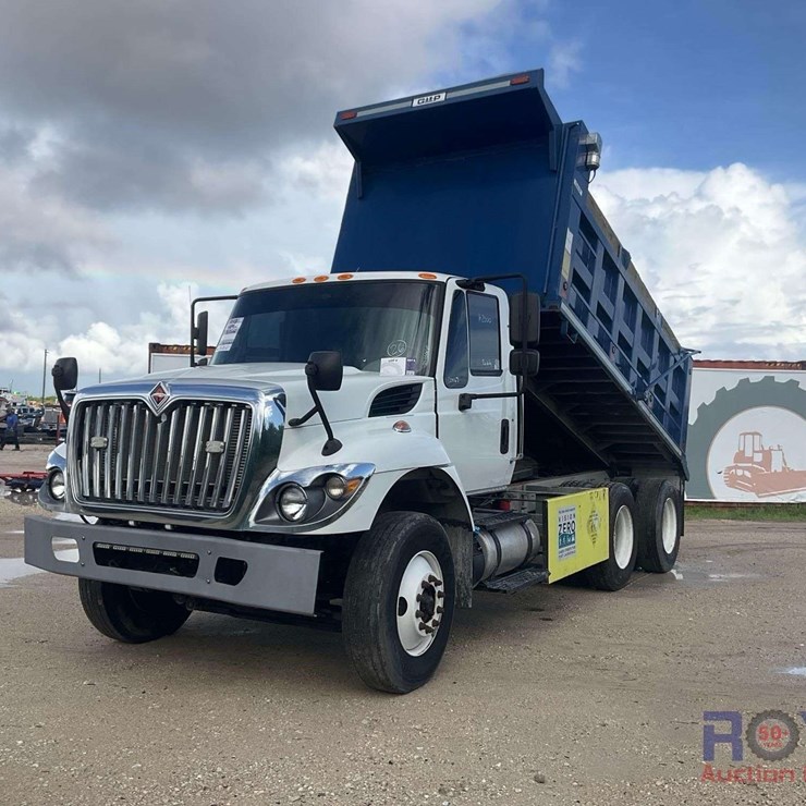 2018 INTERNATIONAL WORKSTAR 7400