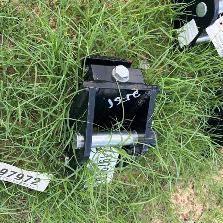 UNUSED FUTURE MINI EXCAVATOR COUPLER