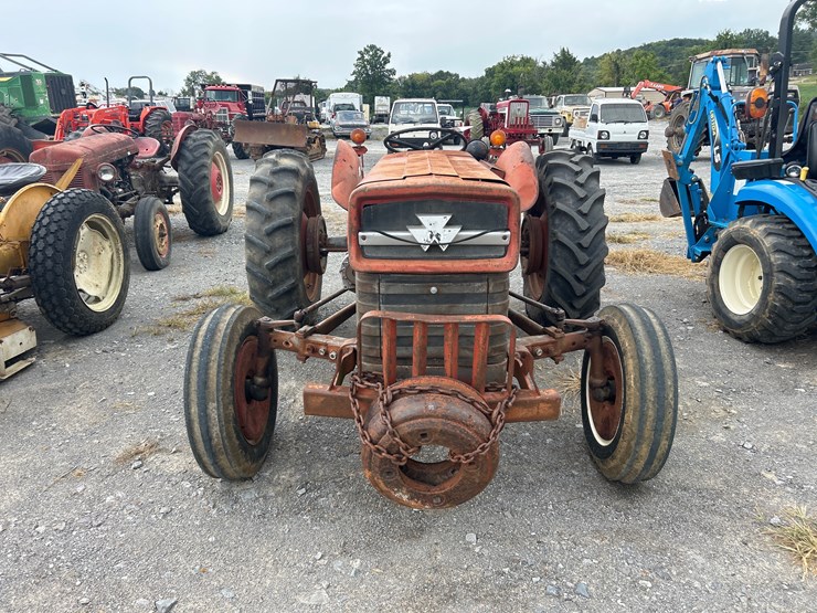 massey-ferguson-135-image-2