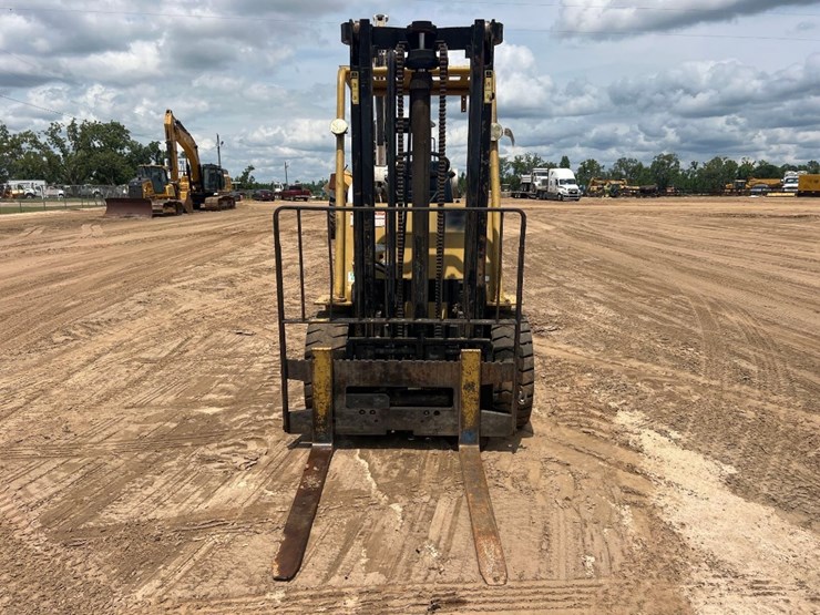 caterpillar-v50b-image-7