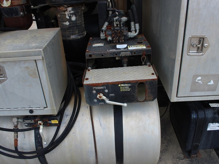 2004-vactor-2100-image-10