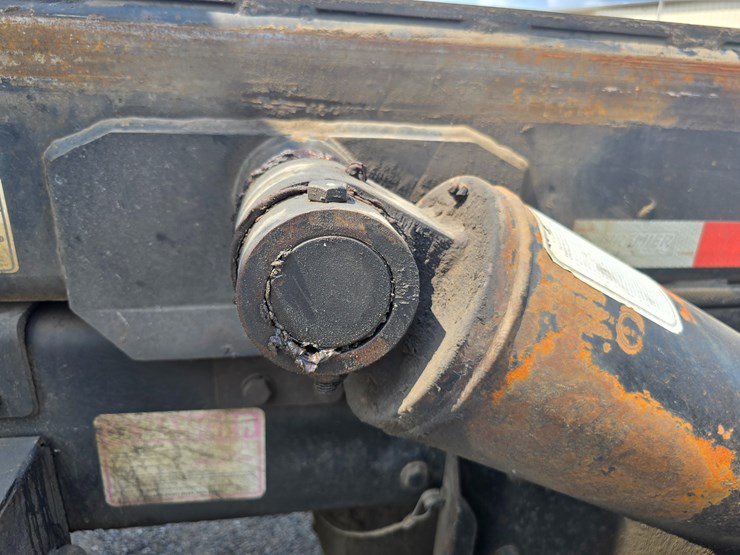 2012-kenworth-t800-image-120