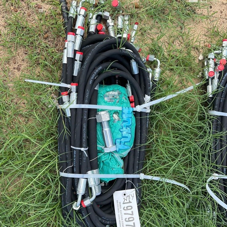 UNUSED FUTURE HYD HOSE BUNDLE