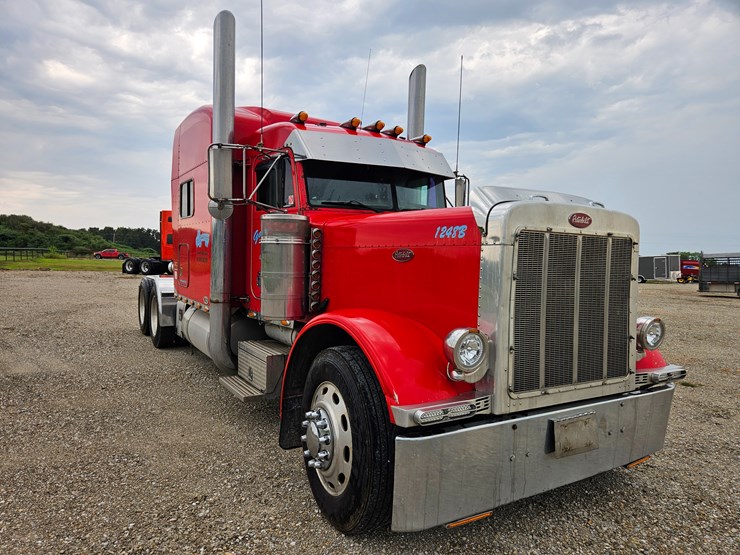 2003-peterbilt-379-image-33
