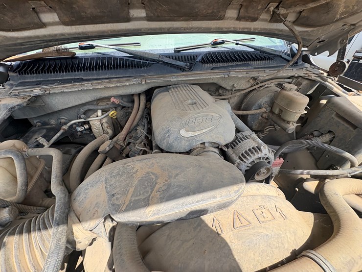 2002-chevrolet-1500-image-15