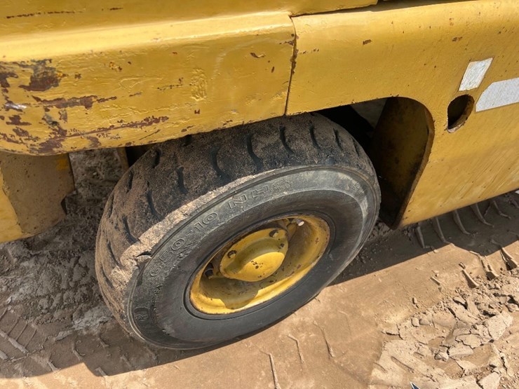 caterpillar-v50b-image-17
