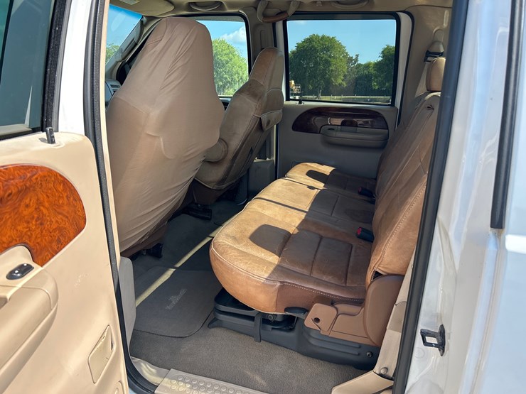 2004-ford-f350-image-9