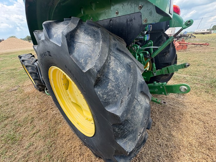 john-deere-5100e-image-5