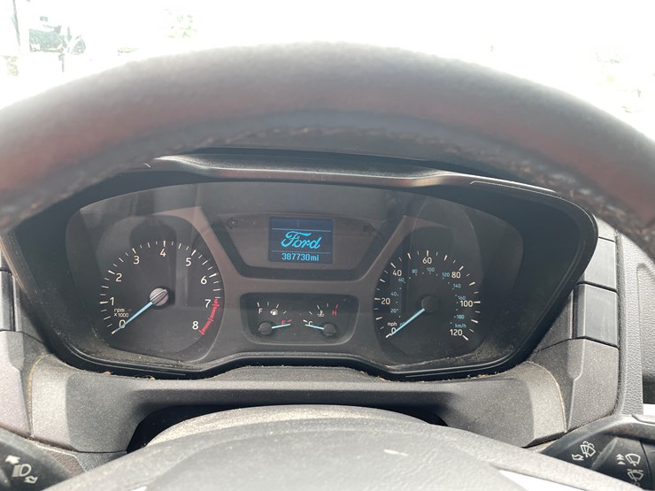 2015-ford-transit-image-78