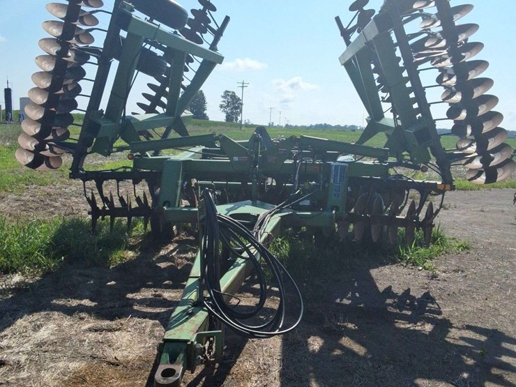 john-deere-630-image-3