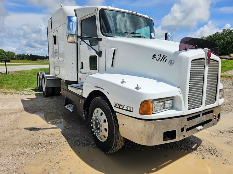 2005-kenworth-t600-image-42