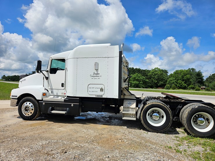 2005-kenworth-t600-image-9