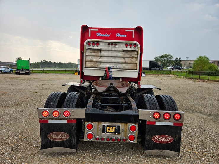 2003-peterbilt-379-image-18