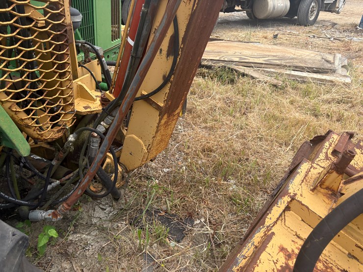 2000-john-deere-6310-image-41