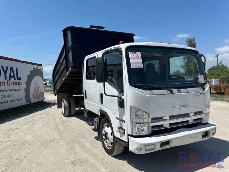 2008-isuzu-npr-image-1