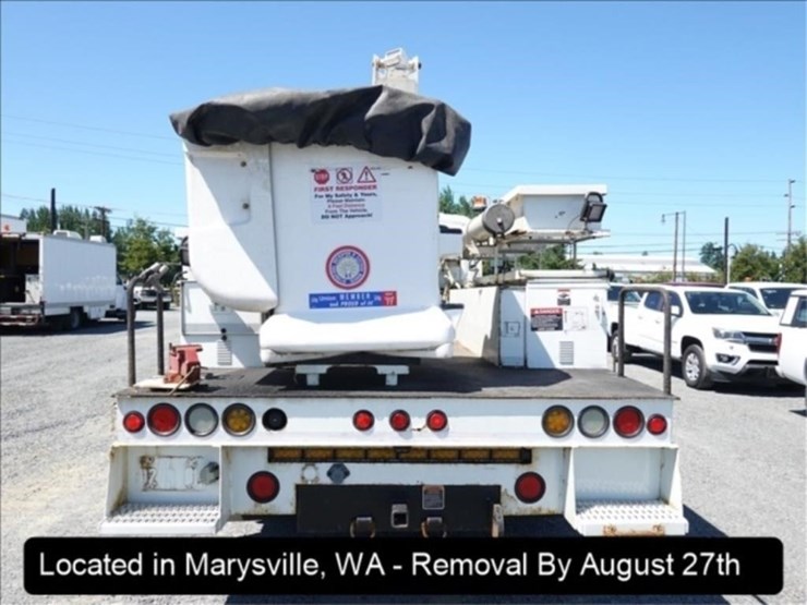 2009-international-durastar-4300-image-30