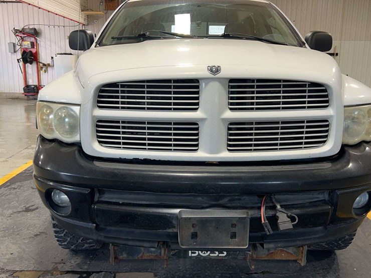 2003-dodge-ram-2500-image-41