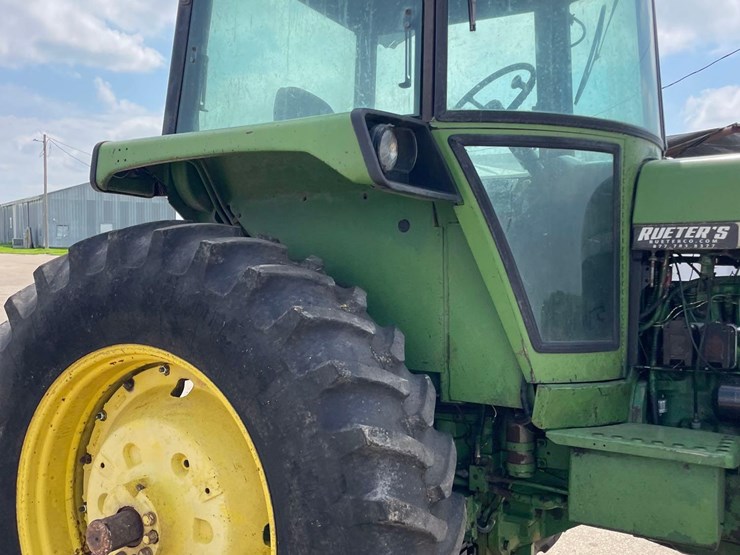 john-deere-4630-image-24