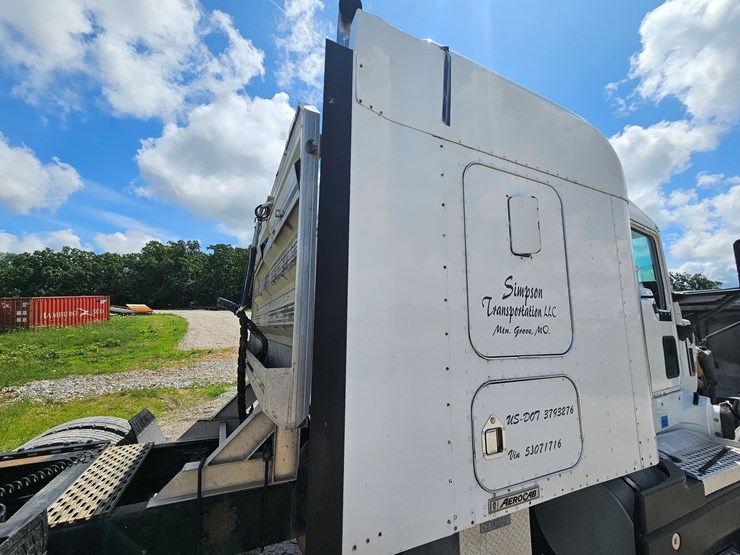 2005-kenworth-t600-image-122