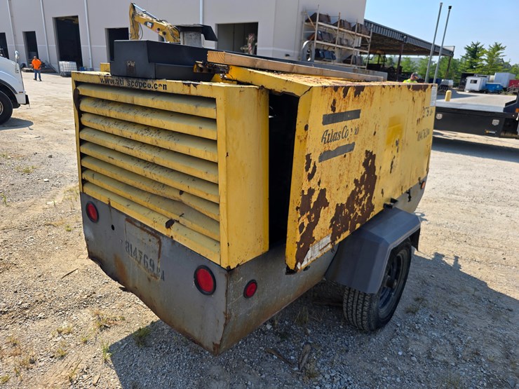 2010-atlas-copco-xas375-image-20