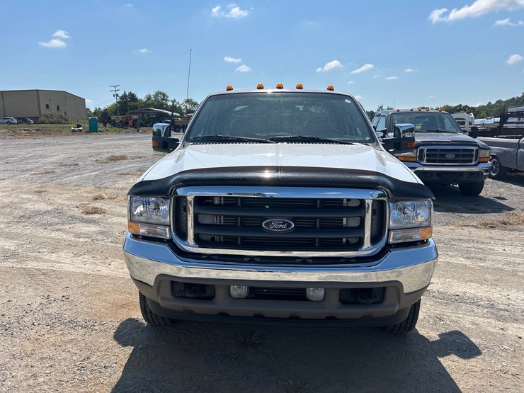 2004-ford-f350-image-4