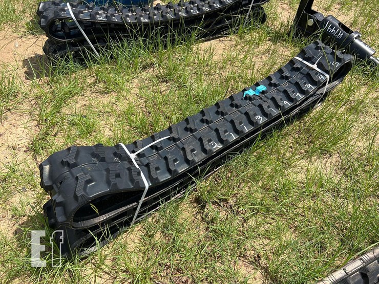 unused-future-pair-of-mini-rubber-tracks-image-1