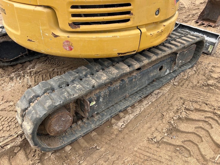 2015-caterpillar-303.5e2-cr-image-14
