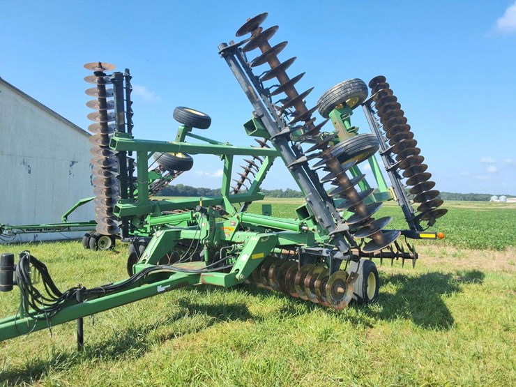 john-deere-637-image-1